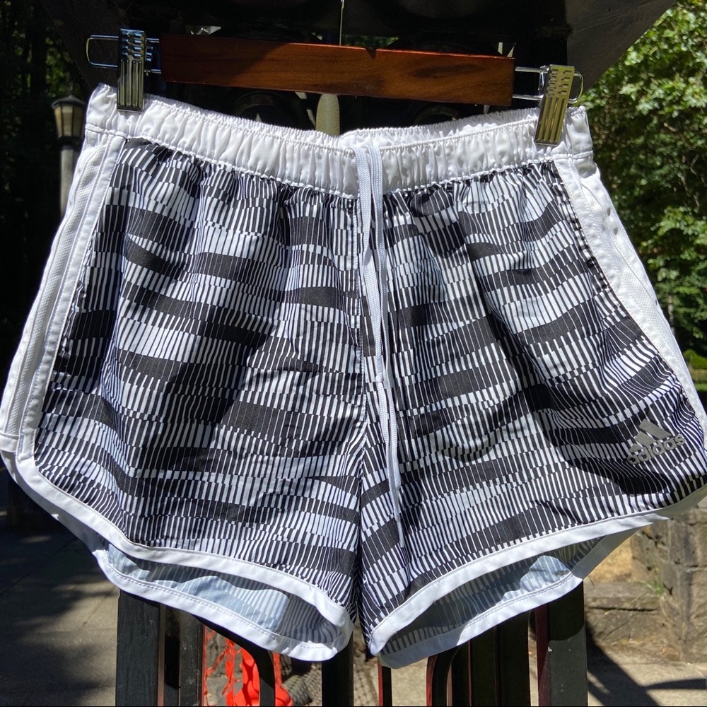ADIDAS Black & White Three Stripe Shorts  SP🔴